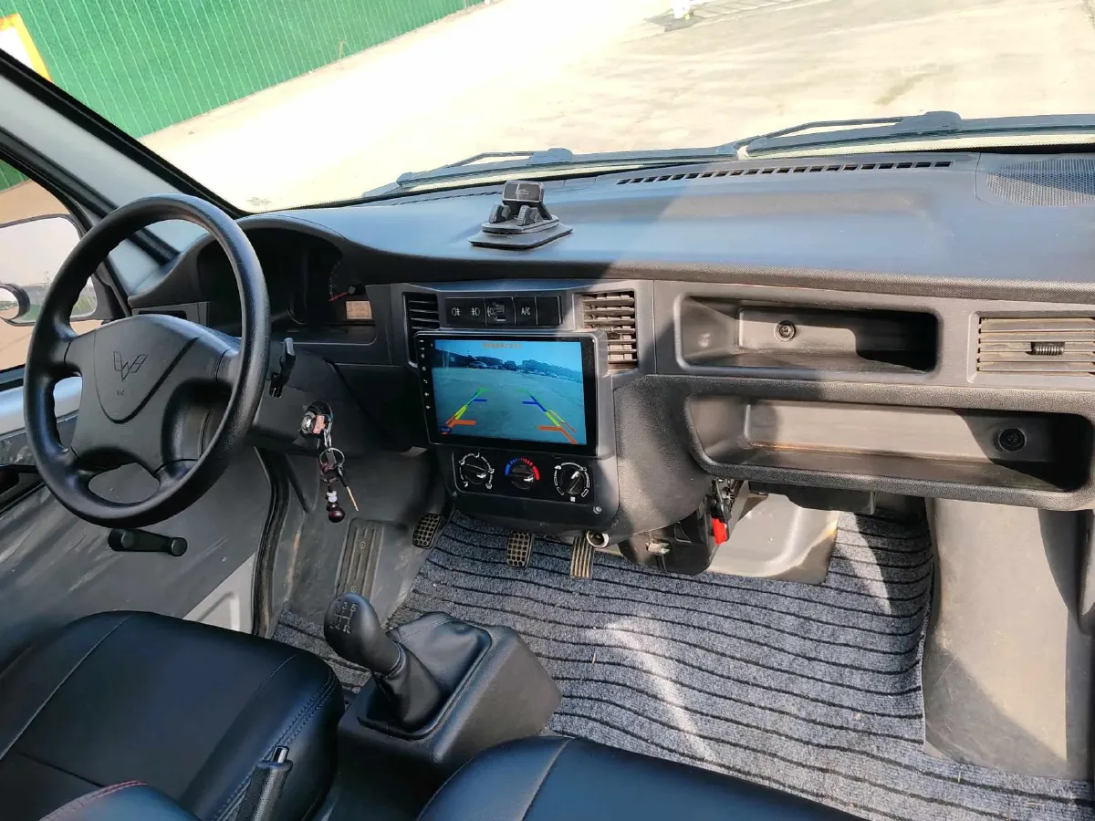 2020 WuLing ZhiGuang 1.2L 76HP L4 5MT,autocango,china used car exporter,china ev exporter,chinese used car exporter,chinese used ev exporter