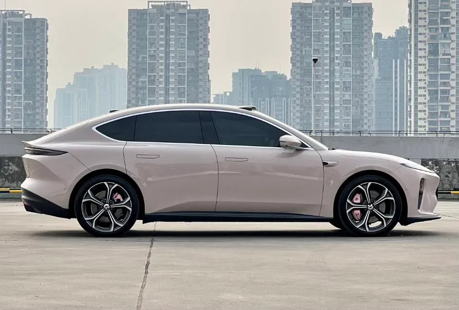 2024 NIO ET5 BEV 75KWH,autocango,china used car exporter,china ev exporter,chinese used car exporter,chinese used ev exporter