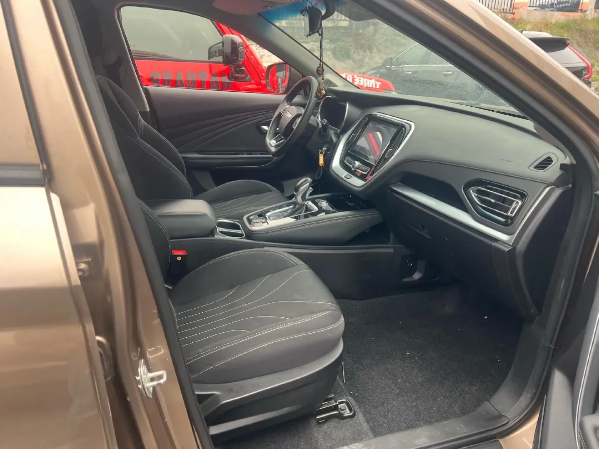 2018 ChangAn Eado 1.6L 128HP L4 6AT,autocango,china used car exporter,china ev exporter,chinese used car exporter,chinese used ev exporter