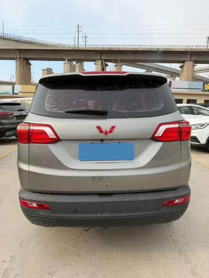2018 WuLing HongGuang S3 1.5L 112HP L4 6MT,autocango,china used car exporter,china ev exporter,chinese used car exporter,chinese used ev exporter