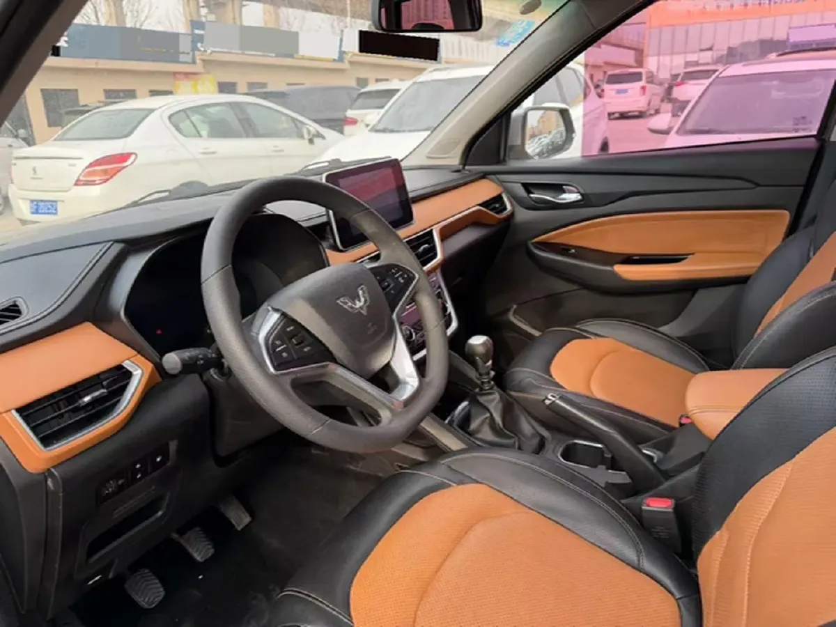 2018 WuLing HongGuang S3 1.5L 112HP L4 6MT,autocango,china used car exporter,china ev exporter,chinese used car exporter,chinese used ev exporter