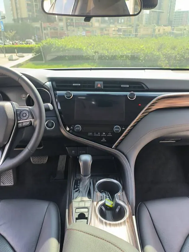 2019 Toyota Camry 2.5L 209HP L4 8AT,autocango,china used car exporter,china ev exporter,chinese used car exporter,chinese used ev exporter