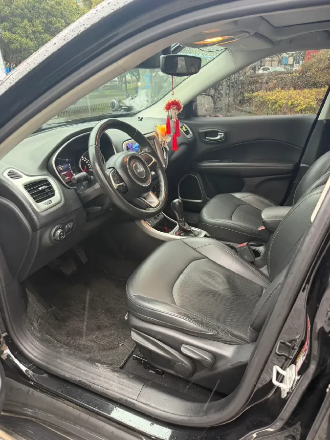 2017 Jeep Compass 1.4T 165HP L4 7DCT,autocango,china used car exporter,china ev exporter,chinese used car exporter,chinese used ev exporter