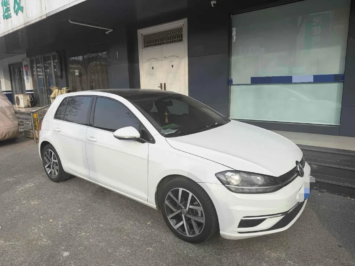 2019 Ford Focus 1.5T 184HP L3 8AT,autocango,china used car exporter,china ev exporter,chinese used car exporter,chinese used ev exporter