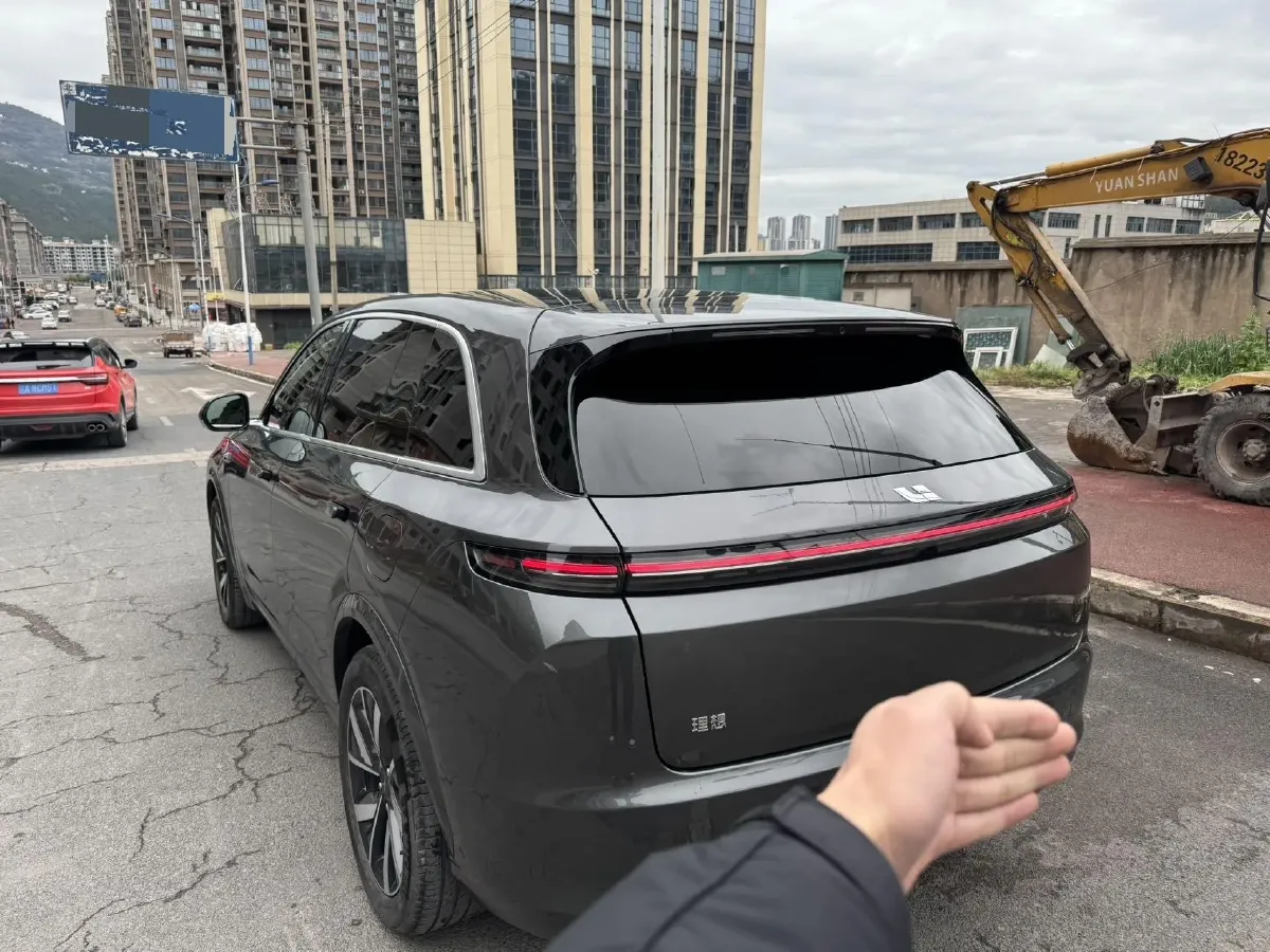 2024 Li L7 Range Extended 154HP REEV 42.8KWH,autocango,china used car exporter,china ev exporter,chinese used car exporter,chinese used ev exporter