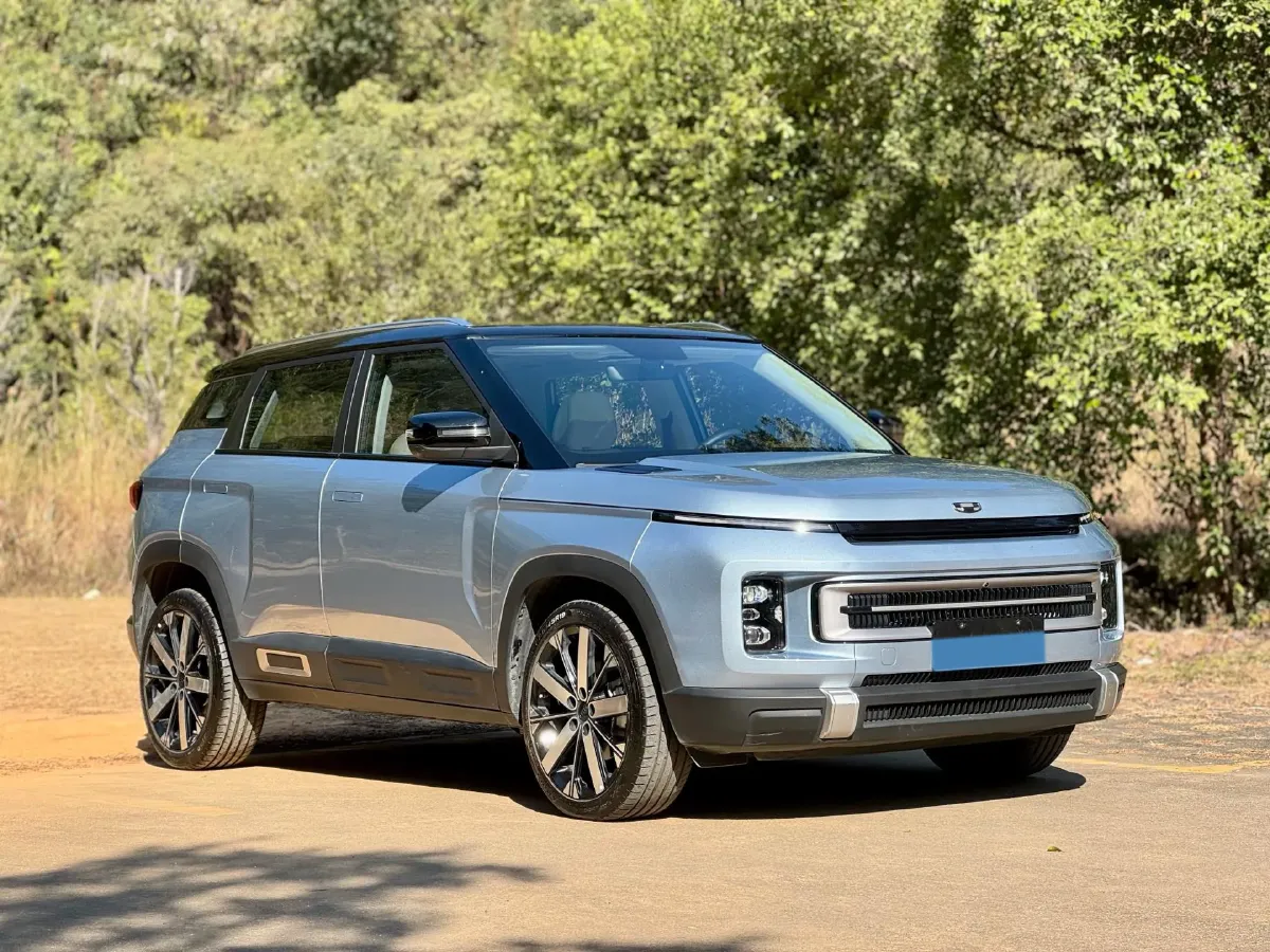 2023 Geely ICON 1.5T 181HP L4 7DCT,autocango,china used car exporter,china ev exporter,chinese used car exporter,chinese used ev exporter