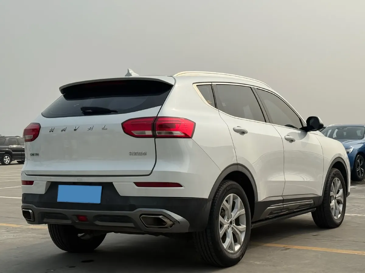 2018 Haval H6 1.5T 169HP L4 7DCT,autocango,china used car exporter,china ev exporter,chinese used car exporter,chinese used ev exporter