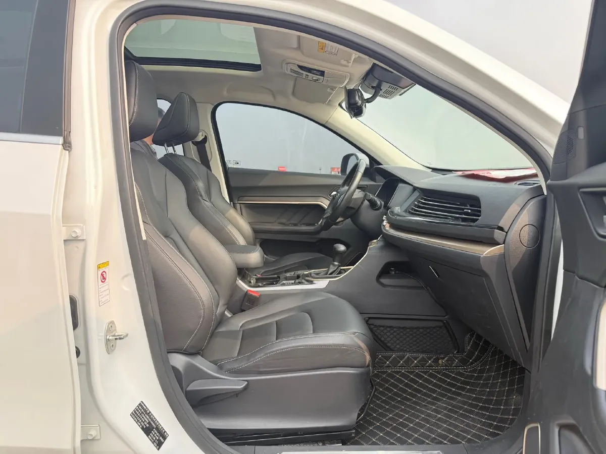 2018 Haval H6 1.5T 169HP L4 7DCT,autocango,china used car exporter,china ev exporter,chinese used car exporter,chinese used ev exporter