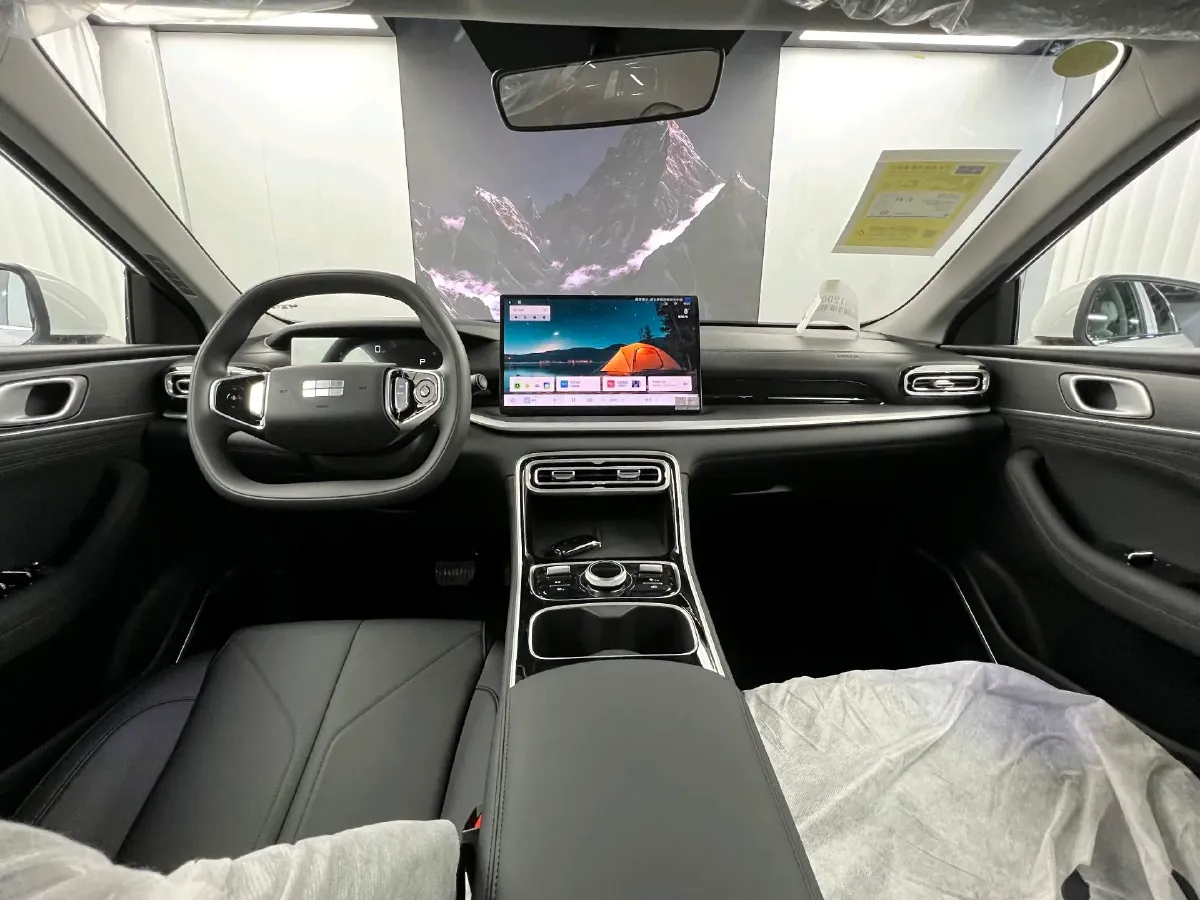 2026 Geely Galaxy Starshine 6 1.5L 112HP L4 1DHT PHEV,autocango,china used car exporter,china ev exporter,chinese used car exporter,chinese used ev exporter