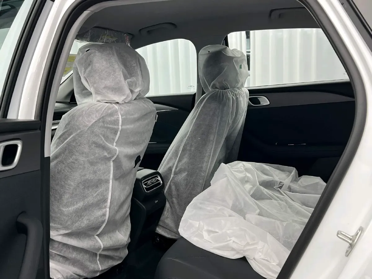 2026 Geely Galaxy Starshine 6 1.5L 112HP L4 1DHT PHEV,autocango,china used car exporter,china ev exporter,chinese used car exporter,chinese used ev exporter