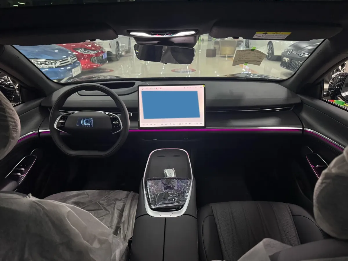 2025 ChangAn QiYuan A07 REEV 98HP REEV 28.4KWH,autocango,china used car exporter,china ev exporter,chinese used car exporter,chinese used ev exporter