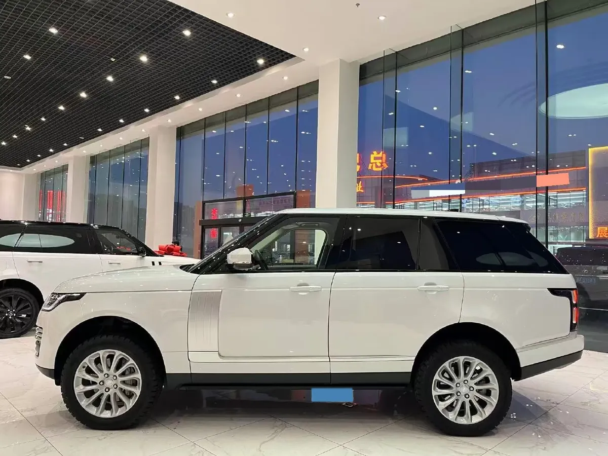 2019 BMW 7 Series 3.0T 340HP L6 8AT,autocango,china used car exporter,china ev exporter,chinese used car exporter,chinese used ev exporter