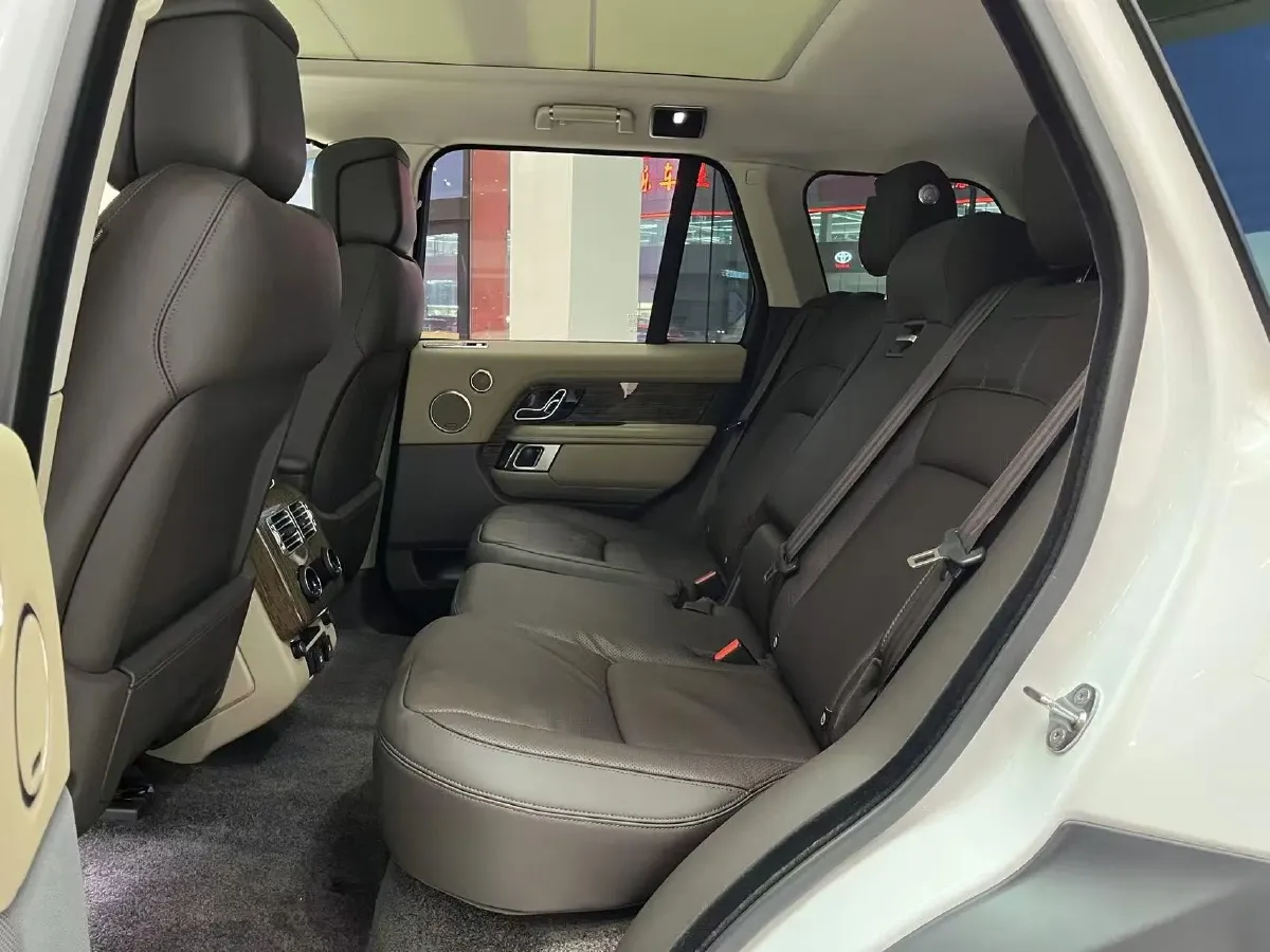 2019 BMW 7 Series 3.0T 340HP L6 8AT,autocango,china used car exporter,china ev exporter,chinese used car exporter,chinese used ev exporter