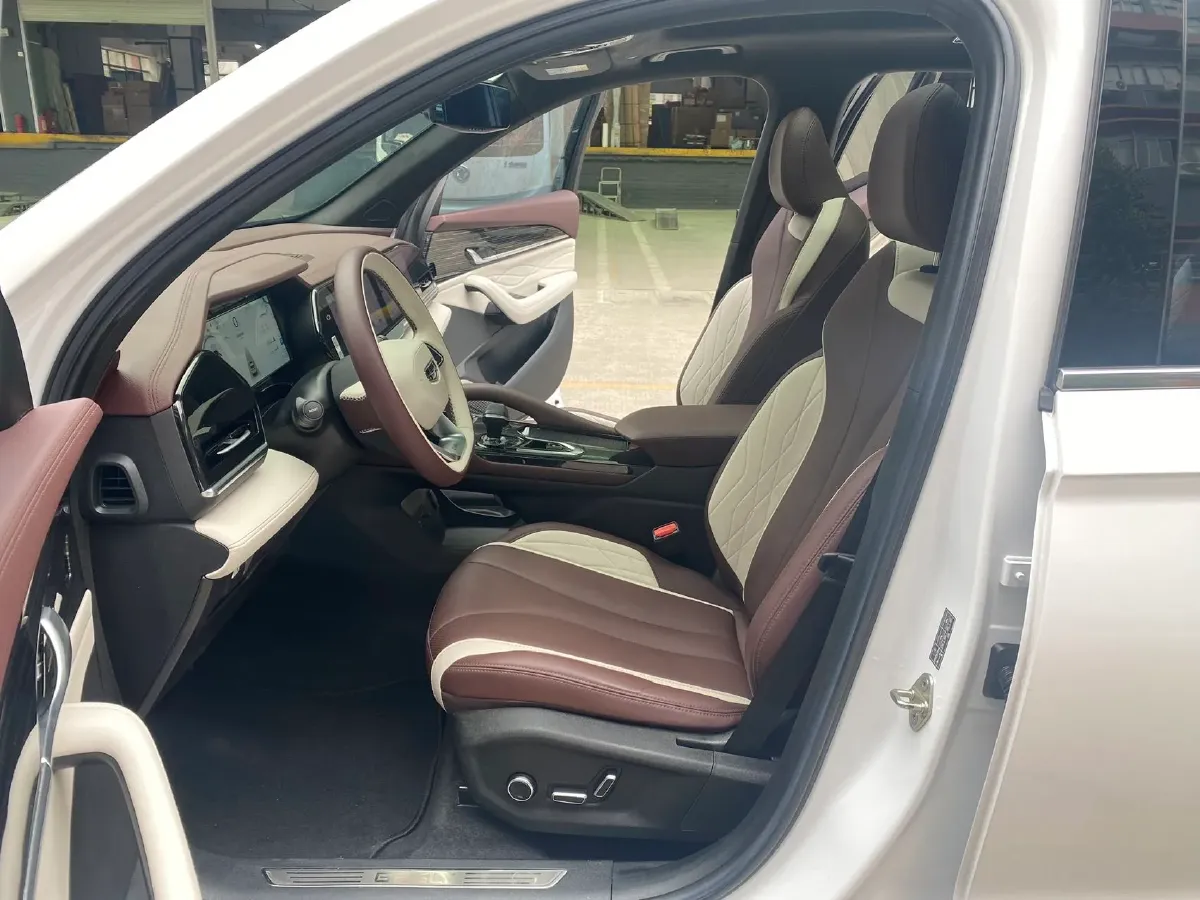 2021 Geely Monjaro 2.0T 218HP L4 7DCT,autocango,china used car exporter,china ev exporter,chinese used car exporter,chinese used ev exporter