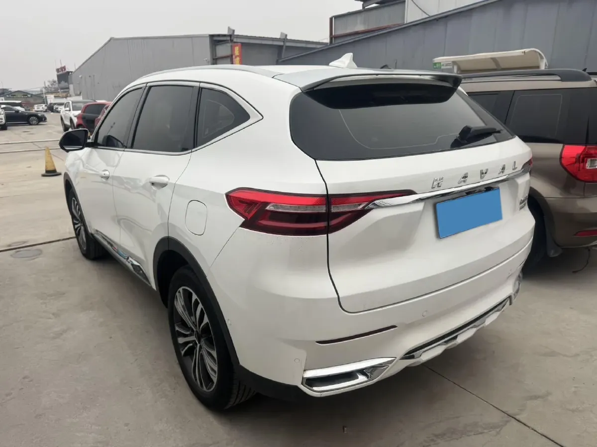 2020 Haval F7 2.0T 224HP L4 7DCT,autocango,china used car exporter,china ev exporter,chinese used car exporter,chinese used ev exporter