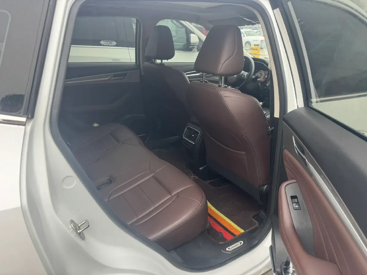 2020 Haval F7 2.0T 224HP L4 7DCT,autocango,china used car exporter,china ev exporter,chinese used car exporter,chinese used ev exporter