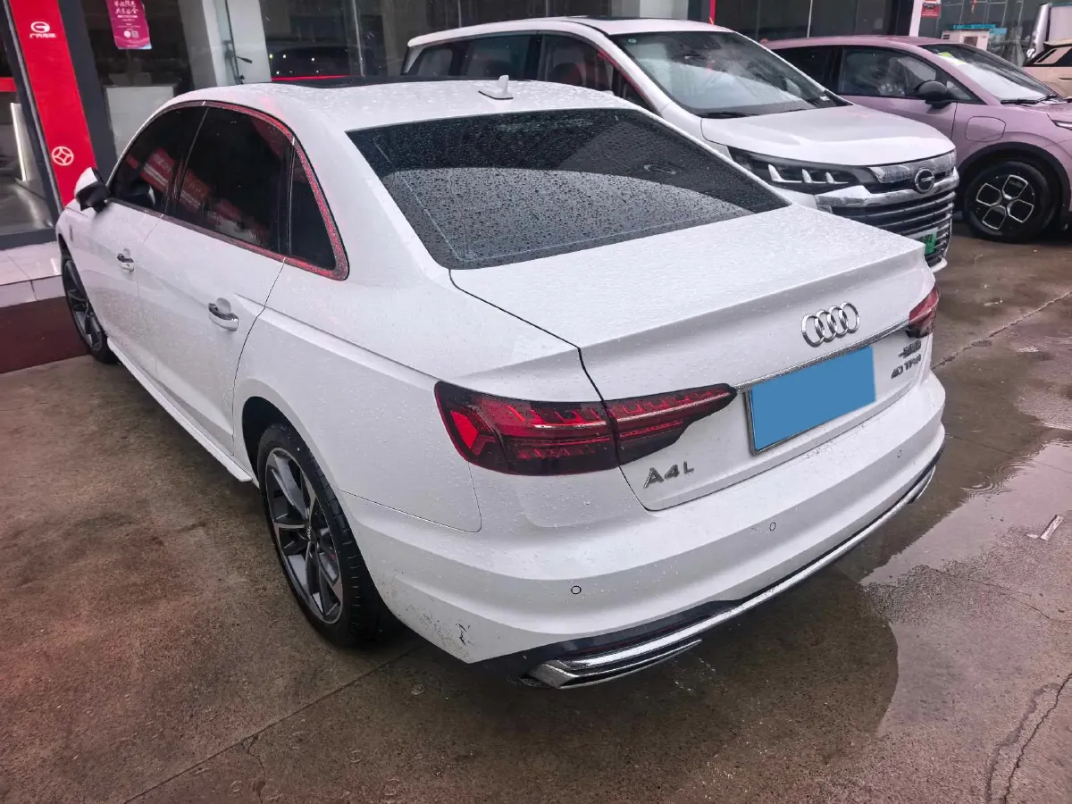 2020 Audi A4L 2.0T 190HP L4 7DCT,autocango,china used car exporter,china ev exporter,chinese used car exporter,chinese used ev exporter