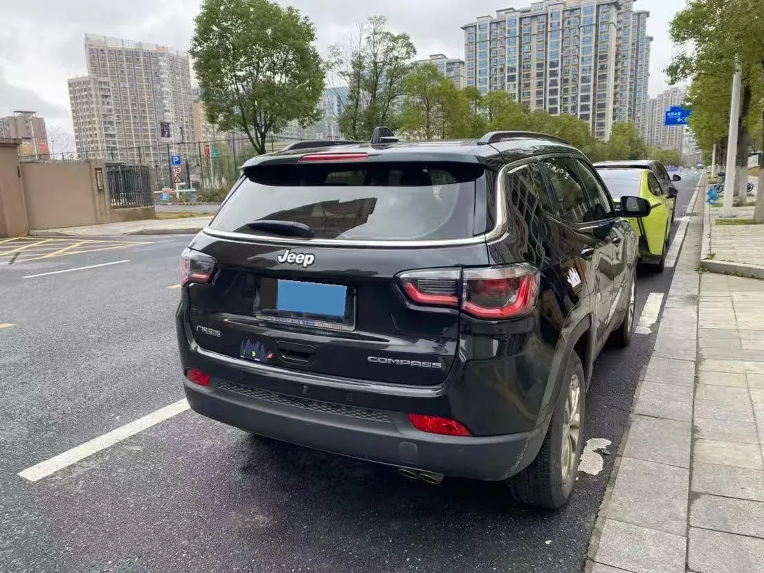 2020 Jeep Compass 1.3T 173HP L4 7DCT,autocango,china used car exporter,china ev exporter,chinese used car exporter,chinese used ev exporter