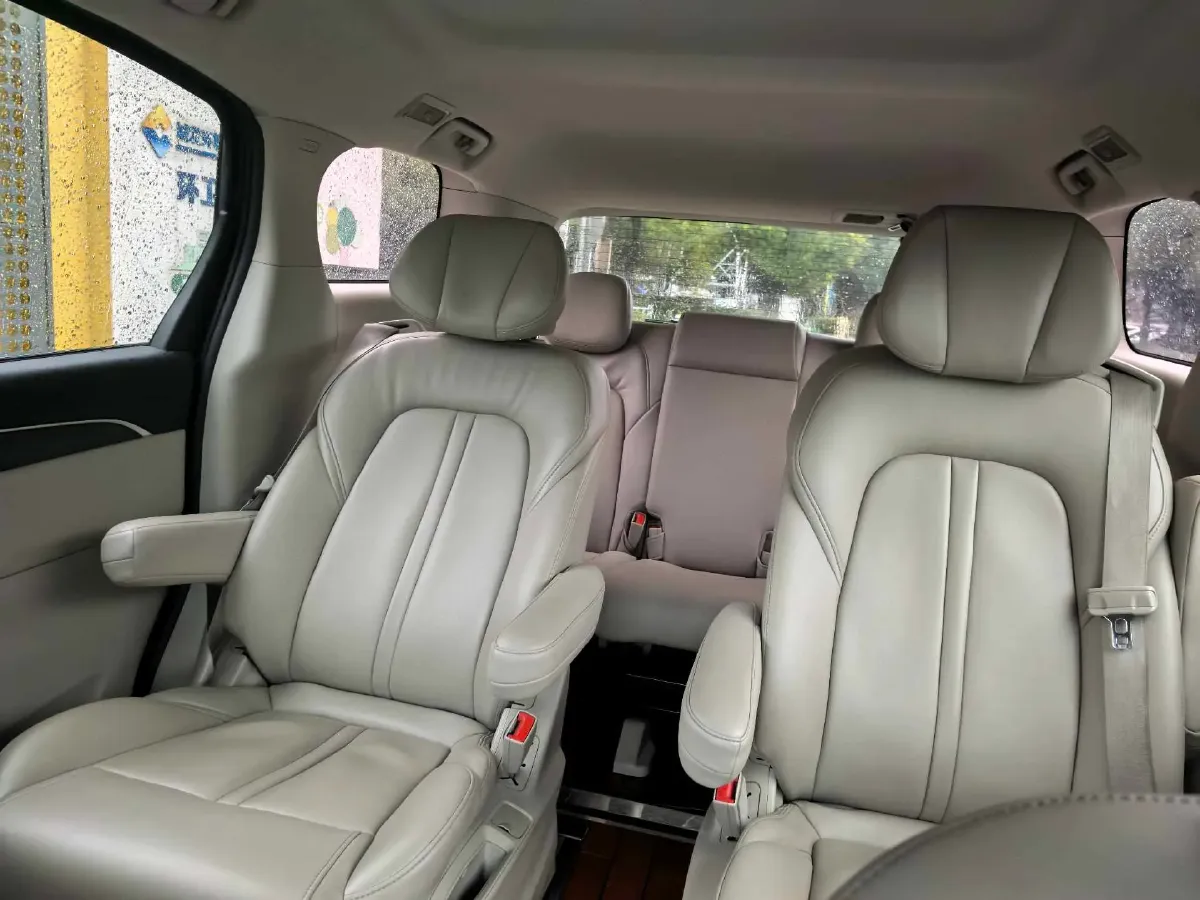 2020 Buick GL8 2.0T 237HP L4 9AT,autocango,china used car exporter,china ev exporter,chinese used car exporter,chinese used ev exporter