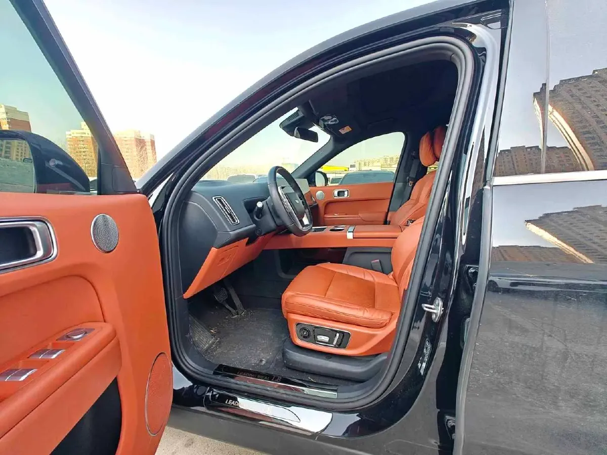 2023 Li L8 Range Extended 154HP REEV 40.9KWH,autocango,china used car exporter,china ev exporter,chinese used car exporter,chinese used ev exporter