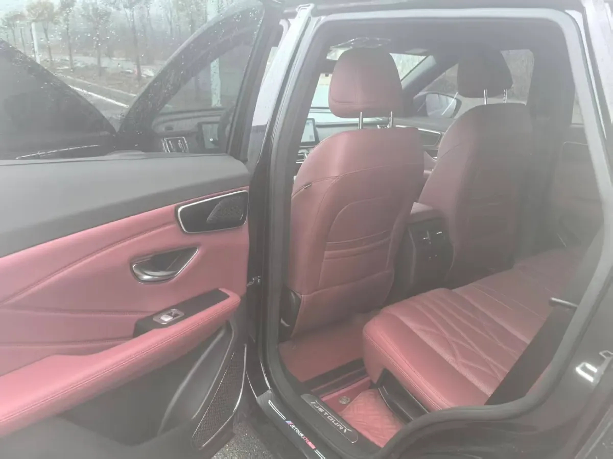 2025 Jetour X70 Plus 1.5T 156HP L4 6DCT,autocango,china used car exporter,china ev exporter,chinese used car exporter,chinese used ev exporter