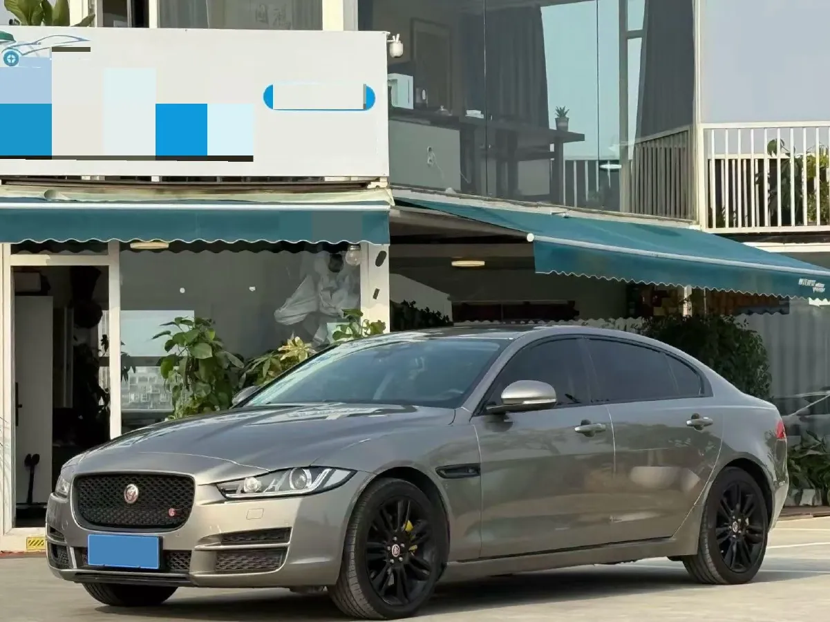 2019 Land Rover Discovery Sport 2.0T 200HP L4 9AT,autocango,china used car exporter,china ev exporter,chinese used car exporter,chinese used ev exporter