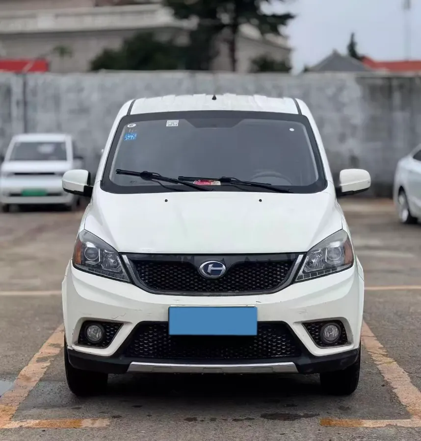 2018 WuLing RongGuang V 1.2L 88HP L4 5MT,autocango,china used car exporter,china ev exporter,chinese used car exporter,chinese used ev exporter