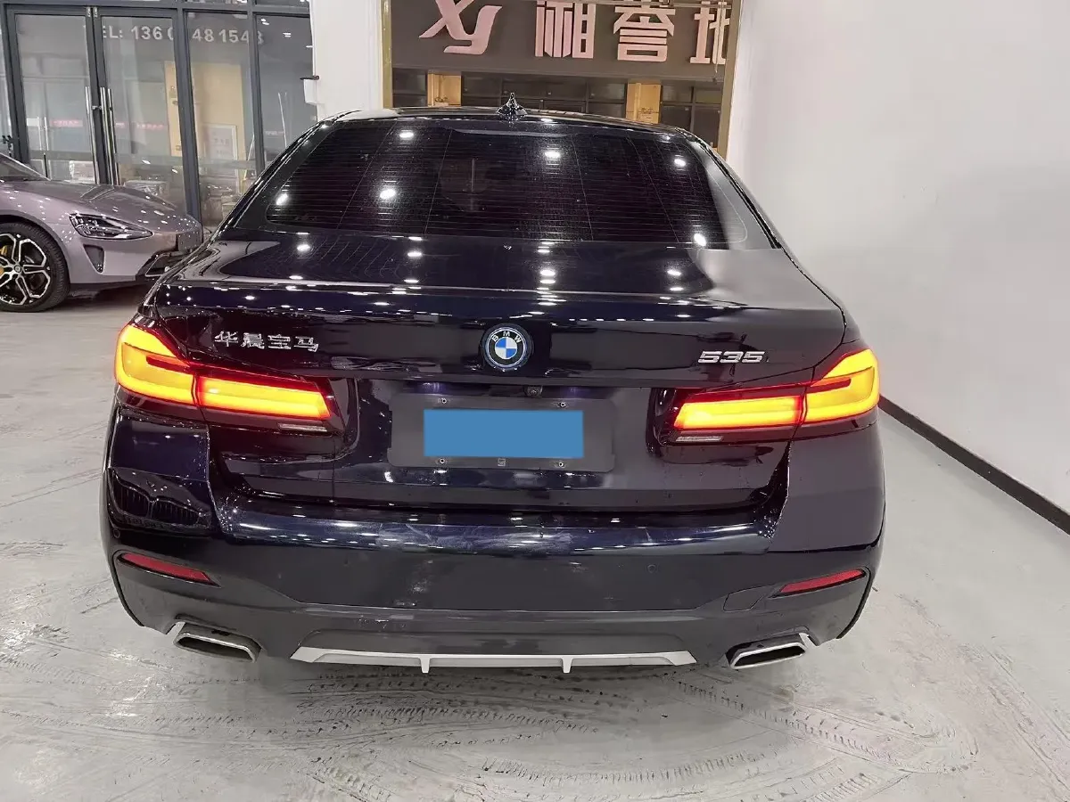 2022 BMW 5 Series 2.0T 184HP L4 8AT PHEV 17.7KWH,autocango,china used car exporter,china ev exporter,chinese used car exporter,chinese used ev exporter