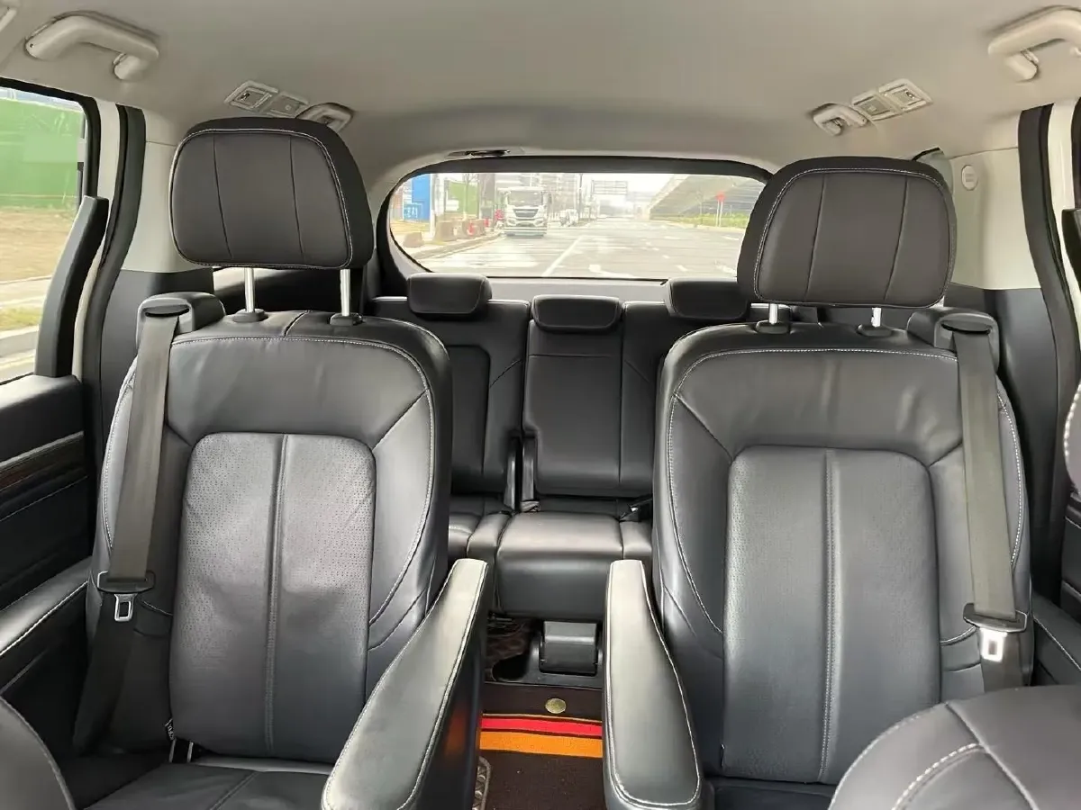 2021 GAC Trumpchi M8 2.0T 252HP L4 8AT,autocango,china used car exporter,china ev exporter,chinese used car exporter,chinese used ev exporter