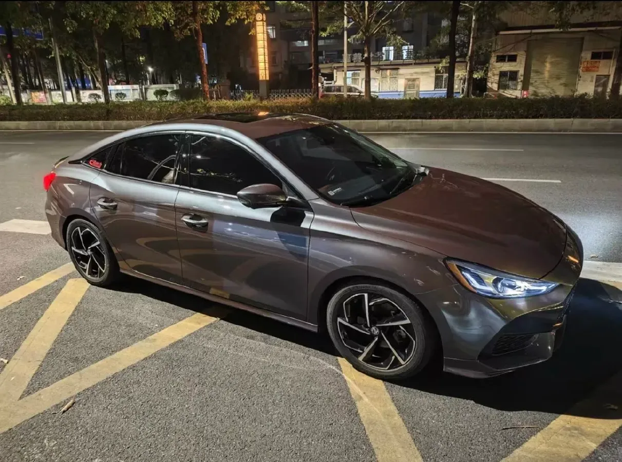 2021 MG 5 1.5T 173HP L4 7DCT,autocango,china used car exporter,china ev exporter,chinese used car exporter,chinese used ev exporter