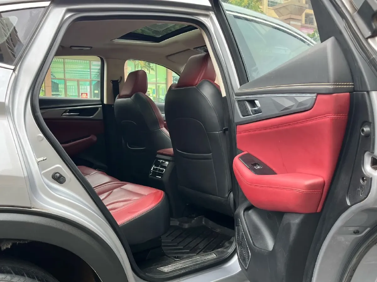 2021 ChangAn CS85 Coupe 1.5T 178HP L4 7DCT,autocango,china used car exporter,china ev exporter,chinese used car exporter,chinese used ev exporter