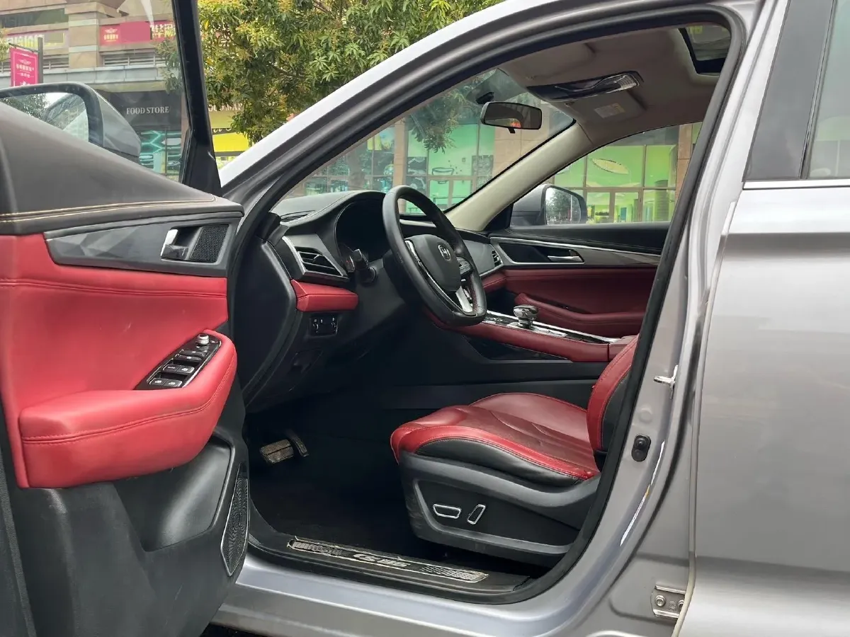 2021 ChangAn CS85 Coupe 1.5T 178HP L4 7DCT,autocango,china used car exporter,china ev exporter,chinese used car exporter,chinese used ev exporter