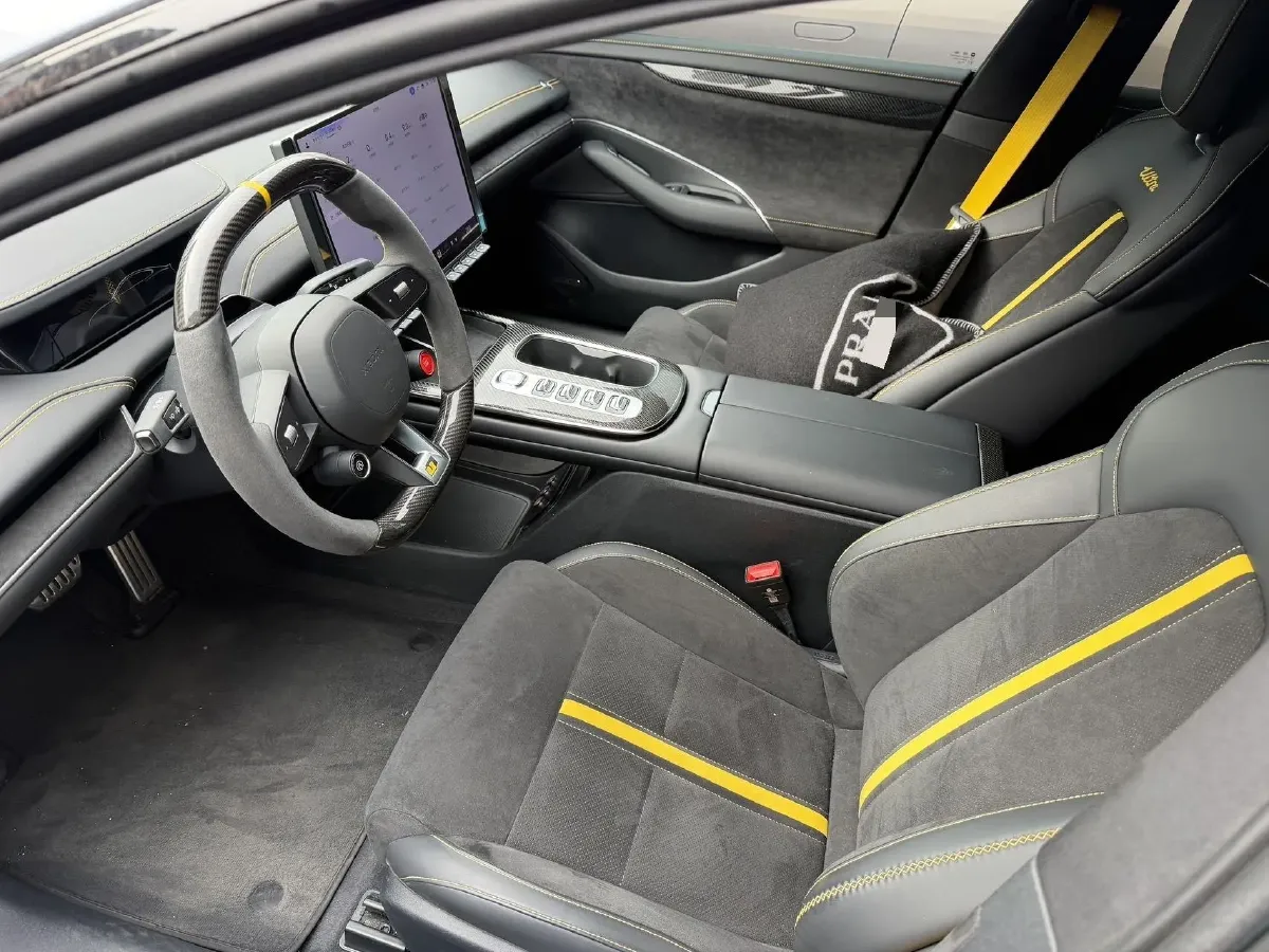 2025 MI SU7 Ultra BEV 93.7KWH,autocango,china used car exporter,china ev exporter,chinese used car exporter,chinese used ev exporter