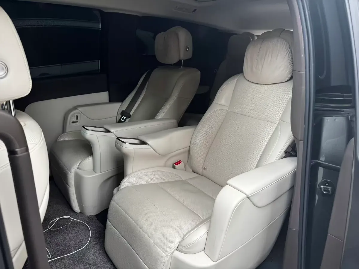 2024 Li MEGA BEV 102.7KWH,autocango,china used car exporter,china ev exporter,chinese used car exporter,chinese used ev exporter