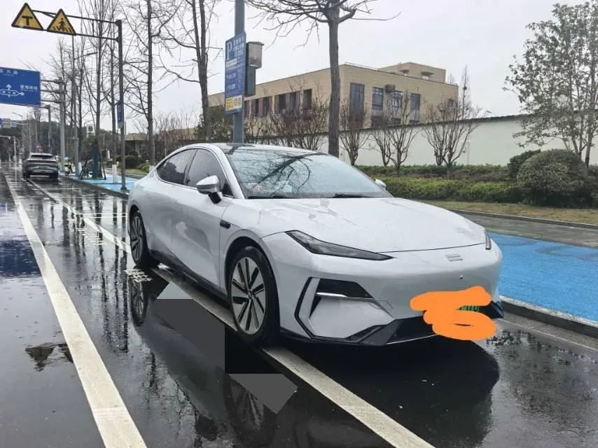 2024 Geely Galaxy E8 BEV 76KWH,autocango,china used car exporter,china ev exporter,chinese used car exporter,chinese used ev exporter