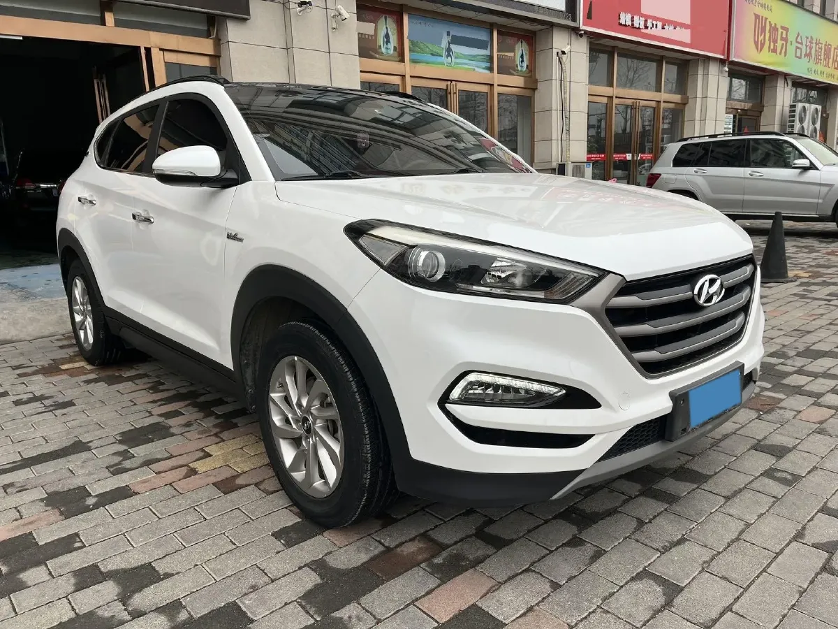 2015 Hyundai Tucson 1.6T 177HP L4 7DCT,autocango,china used car exporter,china ev exporter,chinese used car exporter,chinese used ev exporter