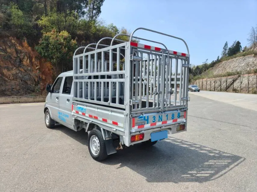 2019 WuLing RongGuang Mini Truck 1.5L 107HP L4 5MT,autocango,china used car exporter,china ev exporter,chinese used car exporter,chinese used ev exporter