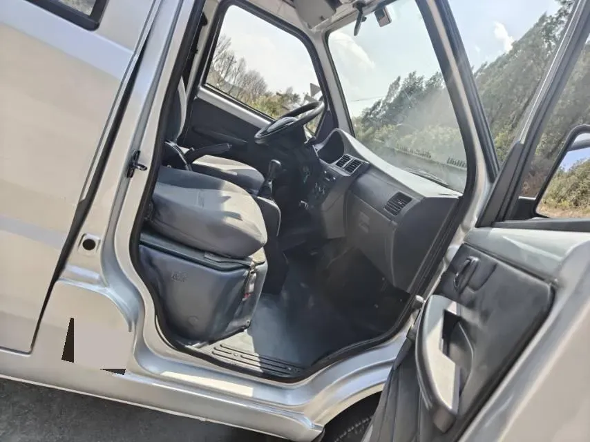 2019 WuLing RongGuang Mini Truck 1.5L 107HP L4 5MT,autocango,china used car exporter,china ev exporter,chinese used car exporter,chinese used ev exporter