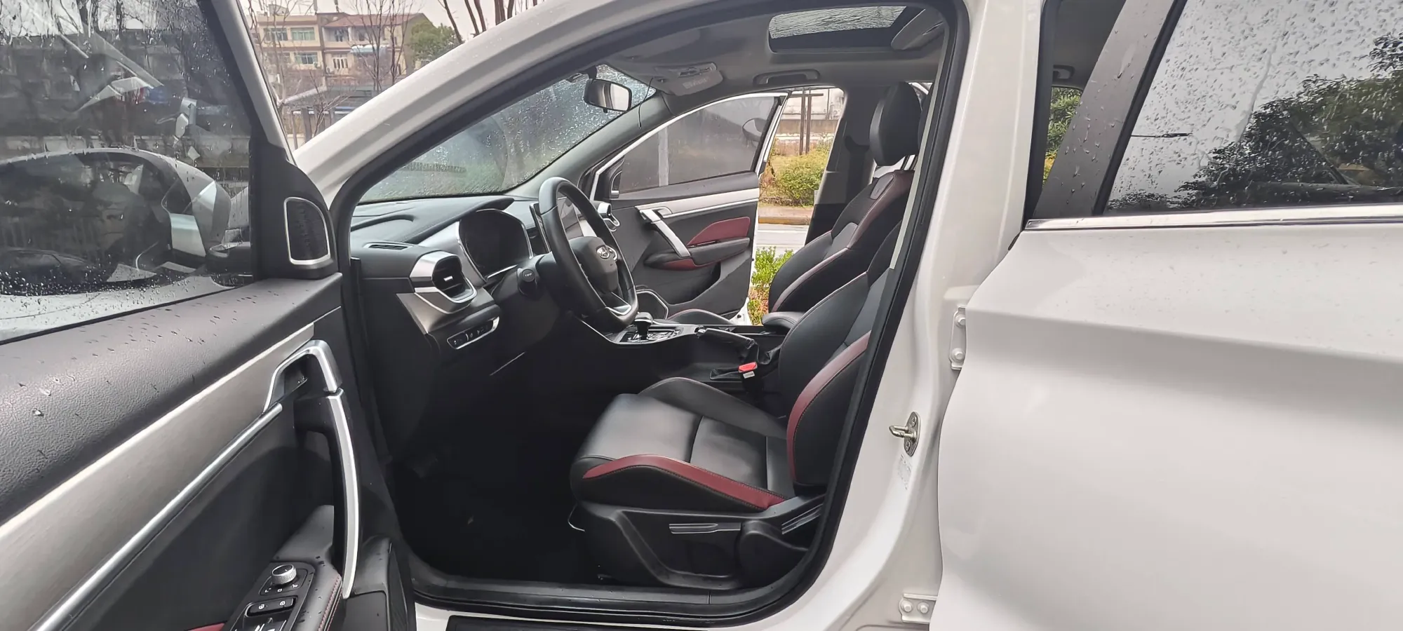 2021 Geely Coolray 1.4T 141HP L4 6DCT,autocango,china used car exporter,china ev exporter,chinese used car exporter,chinese used ev exporter