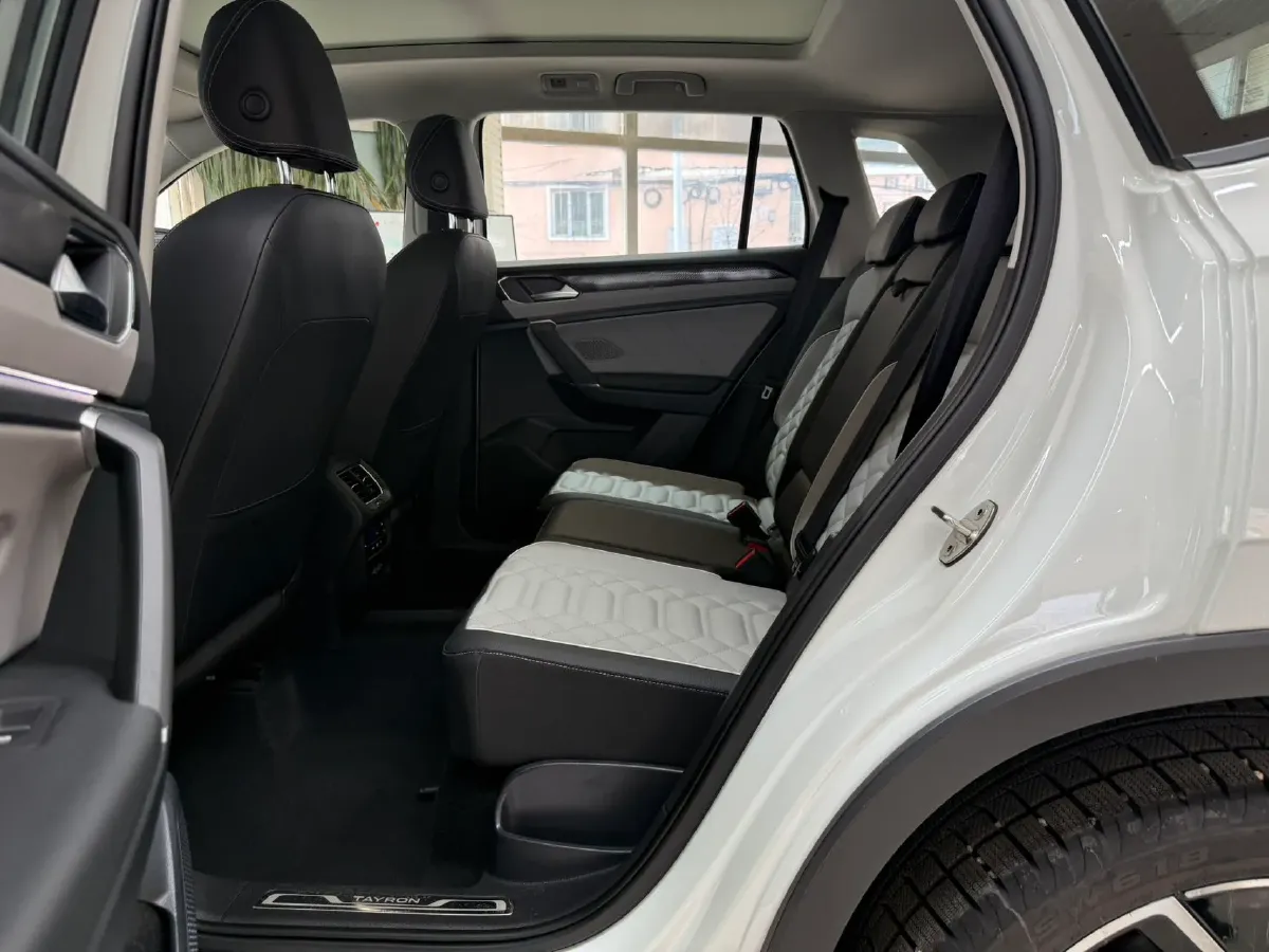 2023 Volkswagen Tayron 1.4T 150HP L4 7DCT,autocango,china used car exporter,china ev exporter,chinese used car exporter,chinese used ev exporter