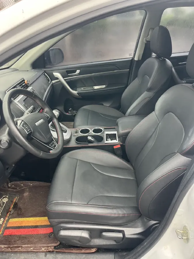 2019 Haval M6 1.5T 150HP L4 7DCT,autocango,china used car exporter,china ev exporter,chinese used car exporter,chinese used ev exporter