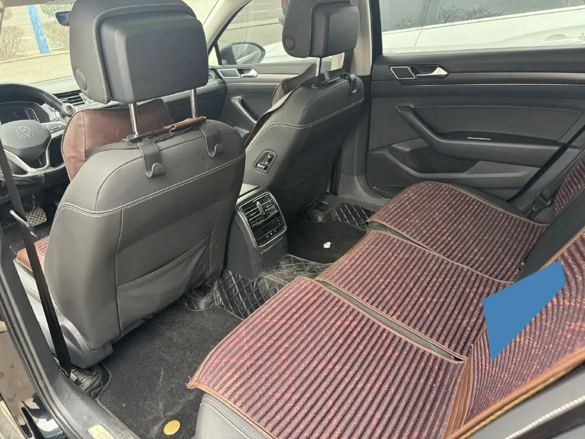 2020 Volkswagen Magotan 2.0T 186HP L4 7DCT,autocango,china used car exporter,china ev exporter,chinese used car exporter,chinese used ev exporter