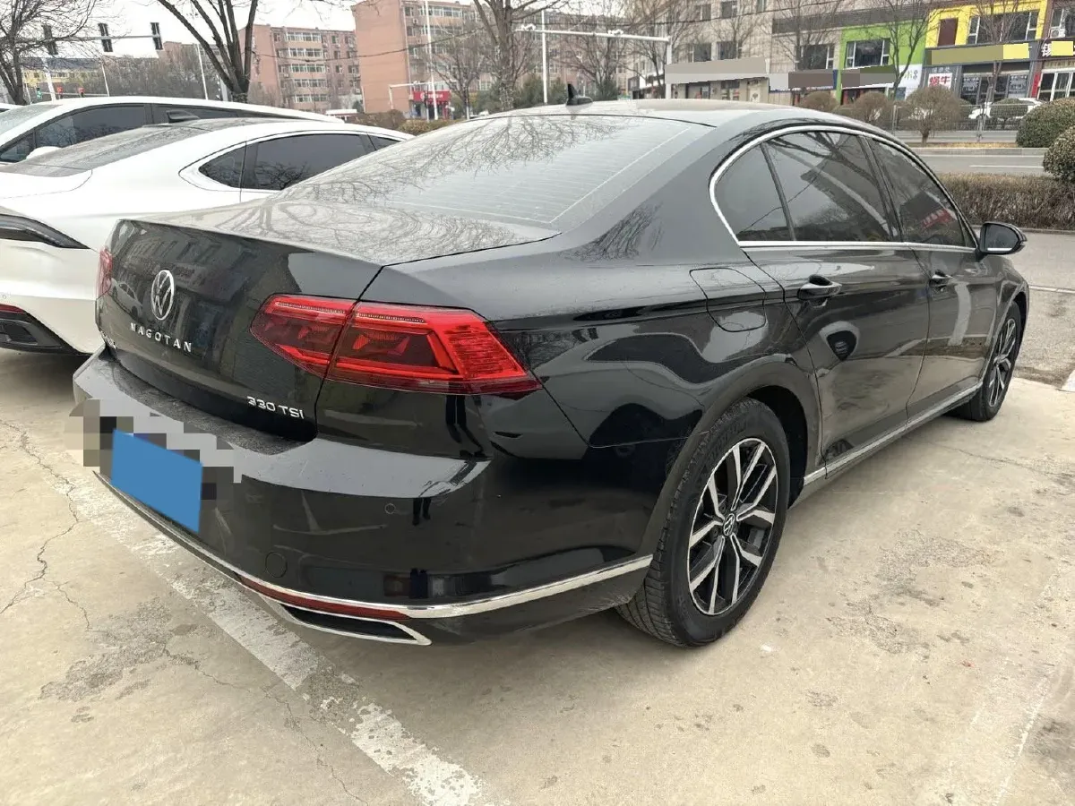 2020 Volkswagen Magotan 2.0T 186HP L4 7DCT,autocango,china used car exporter,china ev exporter,chinese used car exporter,chinese used ev exporter