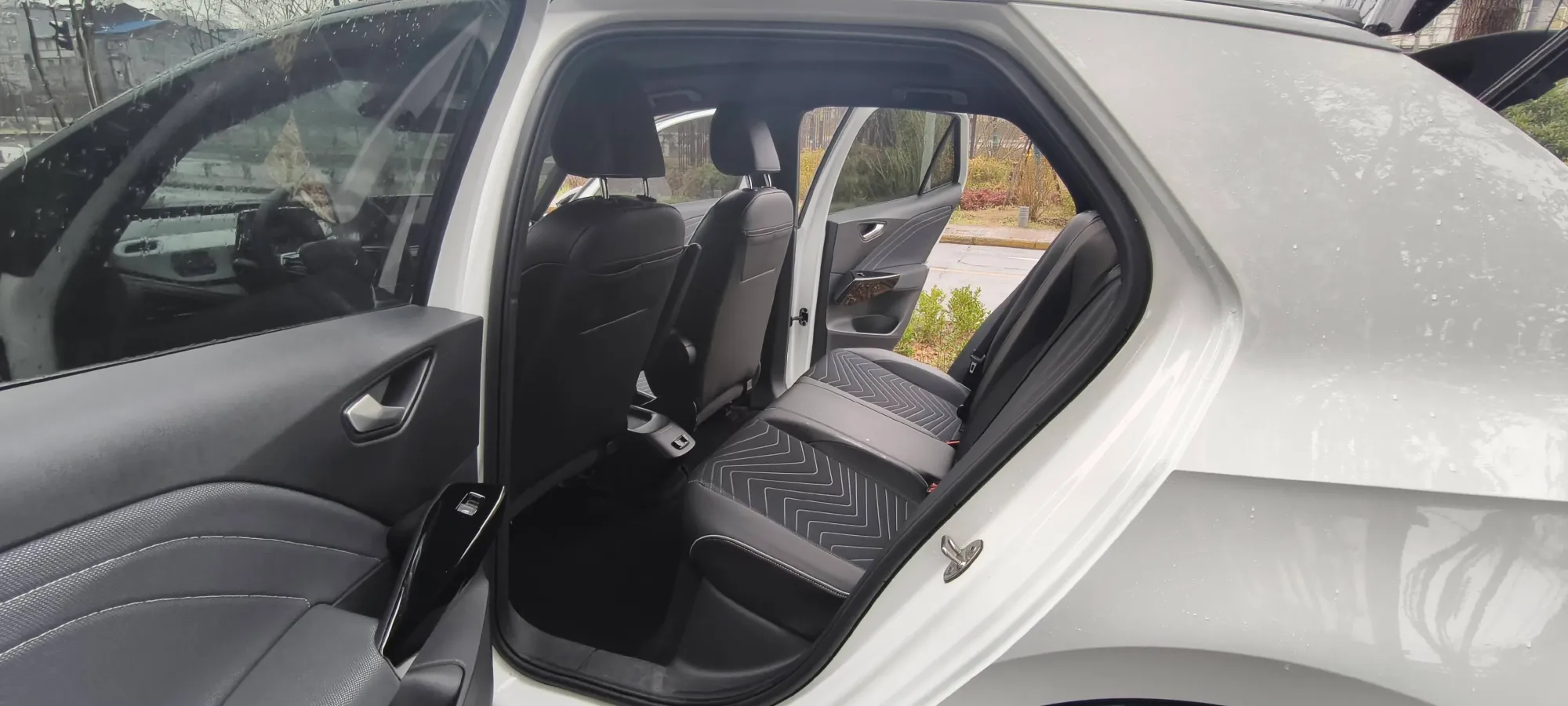 2024 Volkswagen ID.3 BEV 52.8KWH,autocango,china used car exporter,china ev exporter,chinese used car exporter,chinese used ev exporter