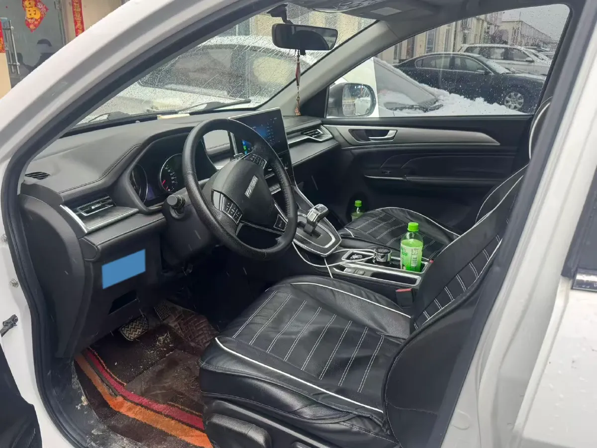 2021 Haval M6 1.5T 150HP L4 7DCT,autocango,china used car exporter,china ev exporter,chinese used car exporter,chinese used ev exporter