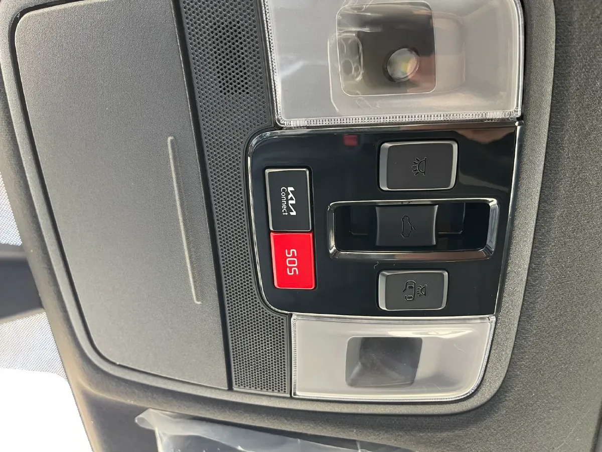 2023 Kia K3 1.4T 140HP L4 7DCT,autocango,china used car exporter,china ev exporter,chinese used car exporter,chinese used ev exporter