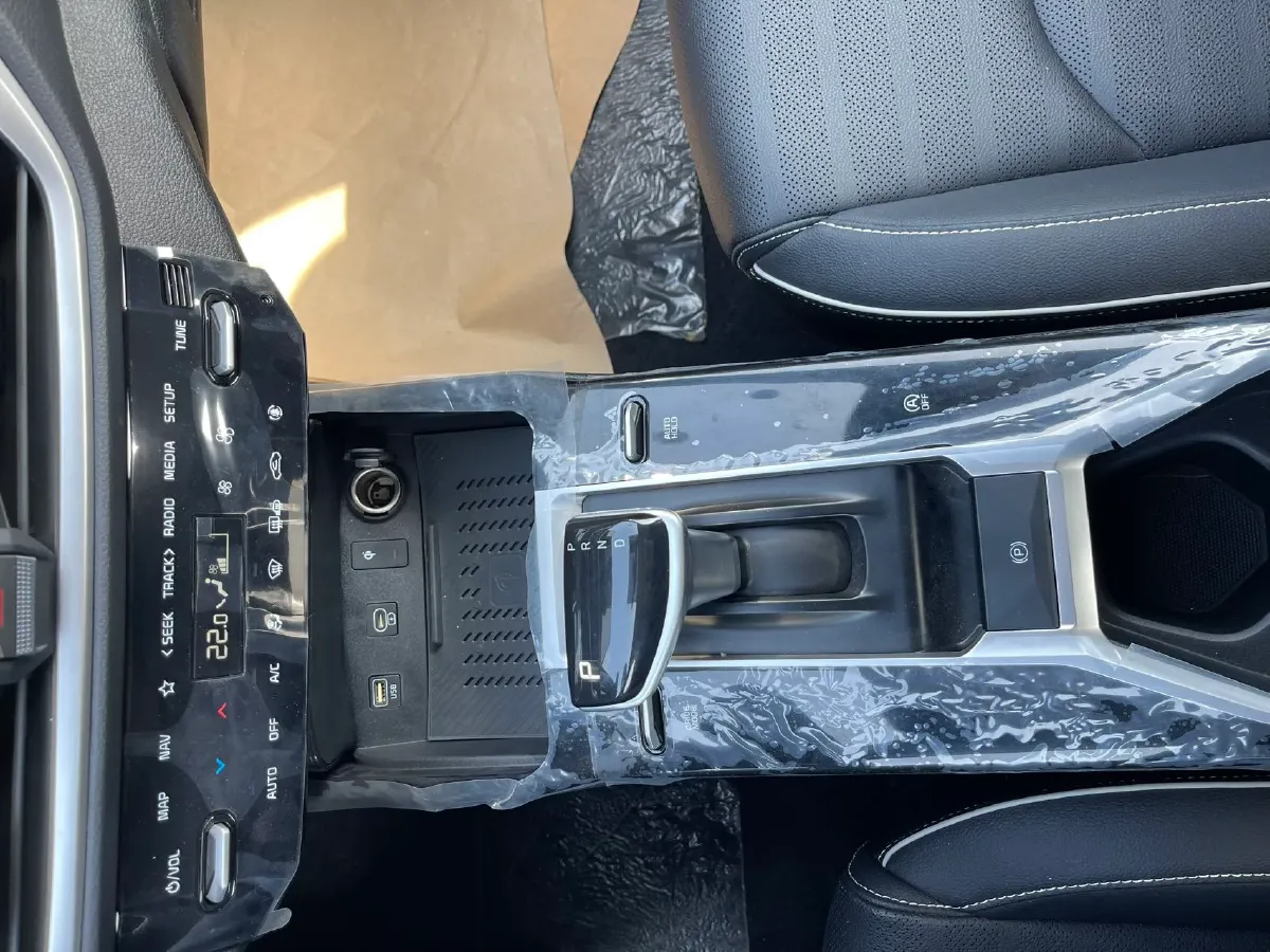 2023 Kia K3 1.4T 140HP L4 7DCT,autocango,china used car exporter,china ev exporter,chinese used car exporter,chinese used ev exporter