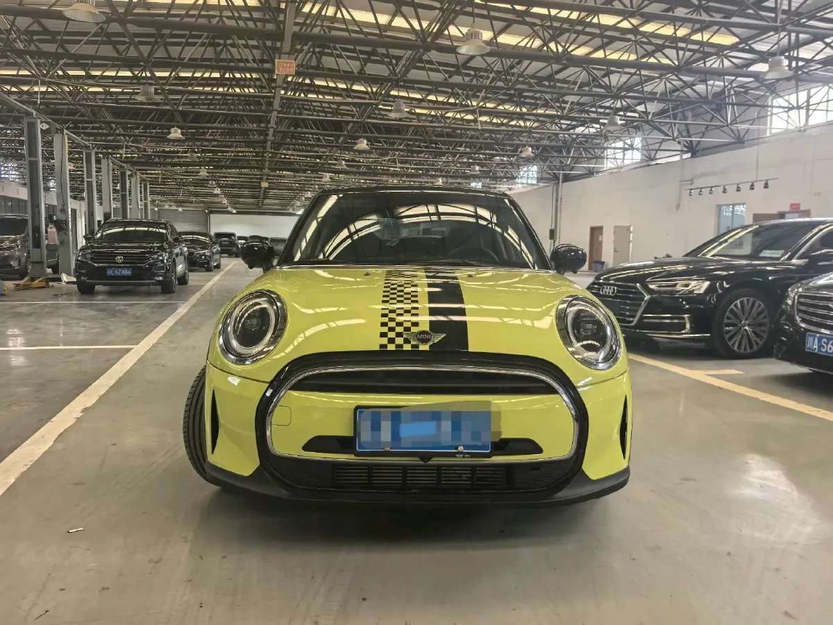 2023 MINI MINI 1.5T 136HP L3 7DCT,autocango,china used car exporter,china ev exporter,chinese used car exporter,chinese used ev exporter