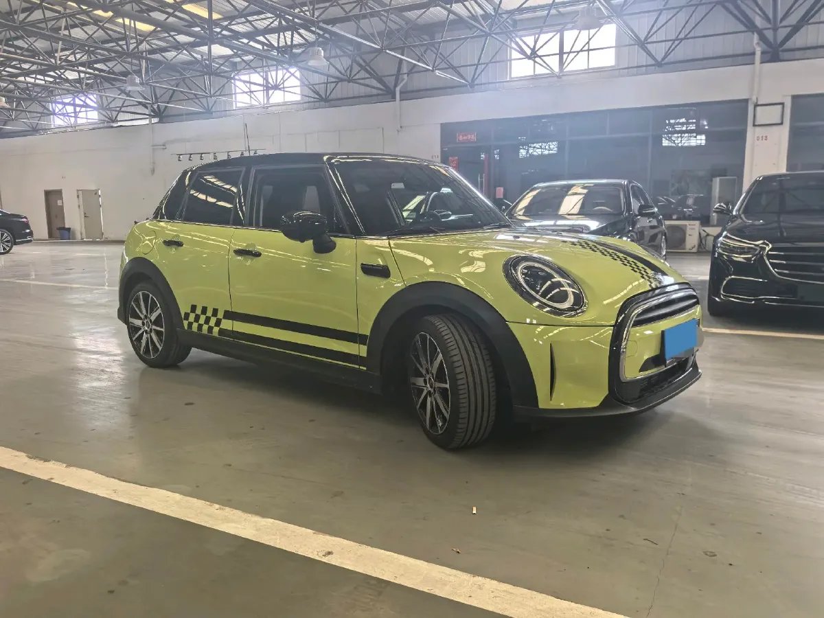 2023 MINI MINI 1.5T 136HP L3 7DCT,autocango,china used car exporter,china ev exporter,chinese used car exporter,chinese used ev exporter