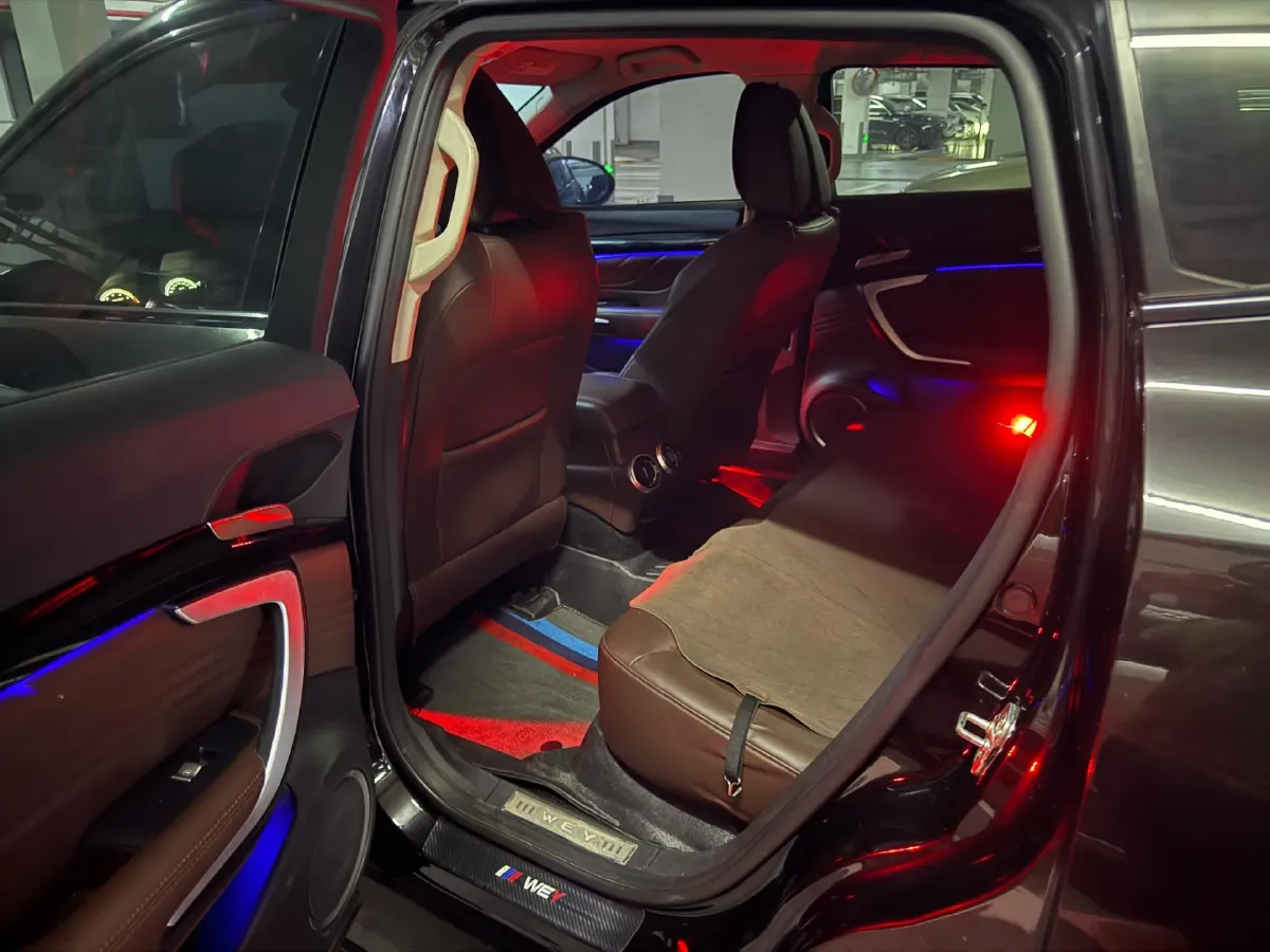 2017 WEY VV7 2.0T 234HP L4 7DCT,autocango,china used car exporter,china ev exporter,chinese used car exporter,chinese used ev exporter